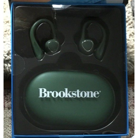 Brookstone Division One True Wireless Earbuds with Charging Case. Brand new - Picture 4 of 7
